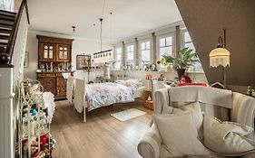 Die Kleine Oase 3 Im Wohnhaus