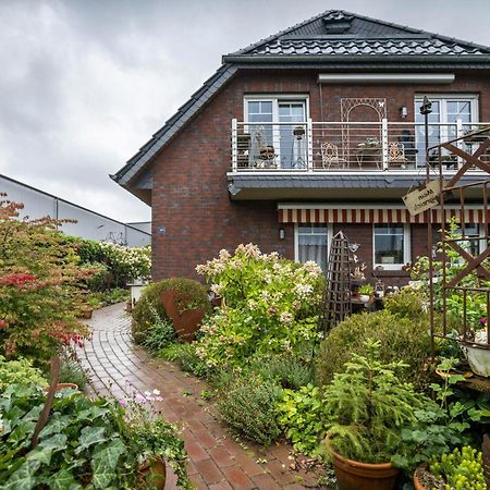 Ferienwohnung Die Kleine Oase 3 Im Wohnhaus Stuhr Exterior foto